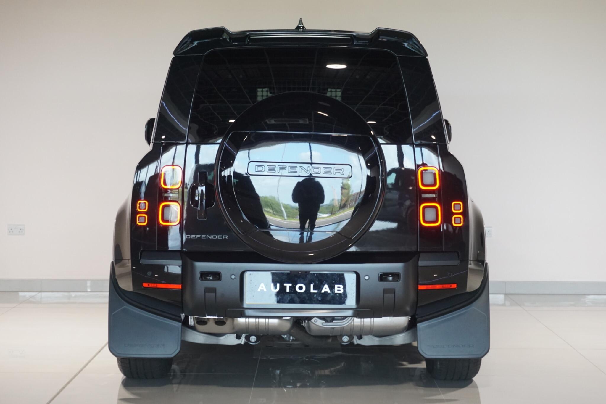 Land Rover Defender 110 3.0 D350 MHEV X-Dynamic HSE Hard Top SUV 5dr Diesel Auto 4WD MWB Euro 6 (s/s) (350 ps)